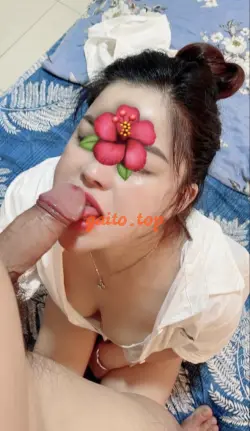MẪN NHI BÍM KHÍT LÀM TÌNH CỰC SƯỚNG PHỤC VỤ CHU ĐÁO ĐẾN TỪNG CỌNG LÔNG TRYM