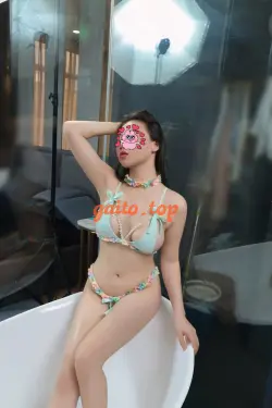 Ly Ly_ Gái xinh, body đẹp, làm tình dâm
